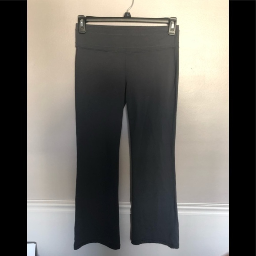 Victoria’s Secret VSX Sport Flair Fit Pants Size S